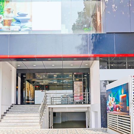 Hotel Super Collection O Niladri Road Kammasandra Exterior foto
