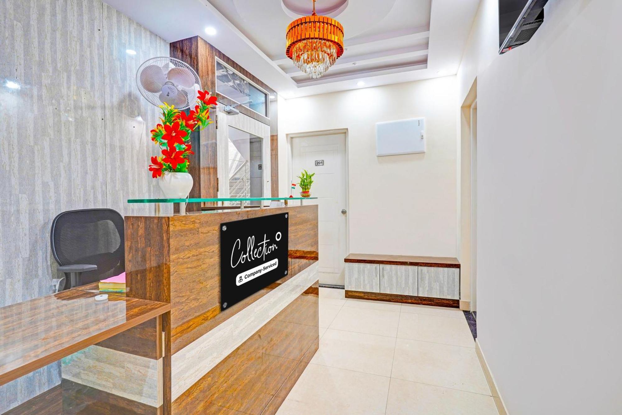 Hotel Super Collection O Niladri Road Kammasandra Exterior foto